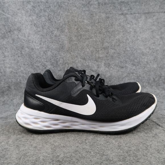 Nike Shoes Womens 8.5 W Revolution Running Sneaker Athletic Trainer Black White - Picture 1 of 12